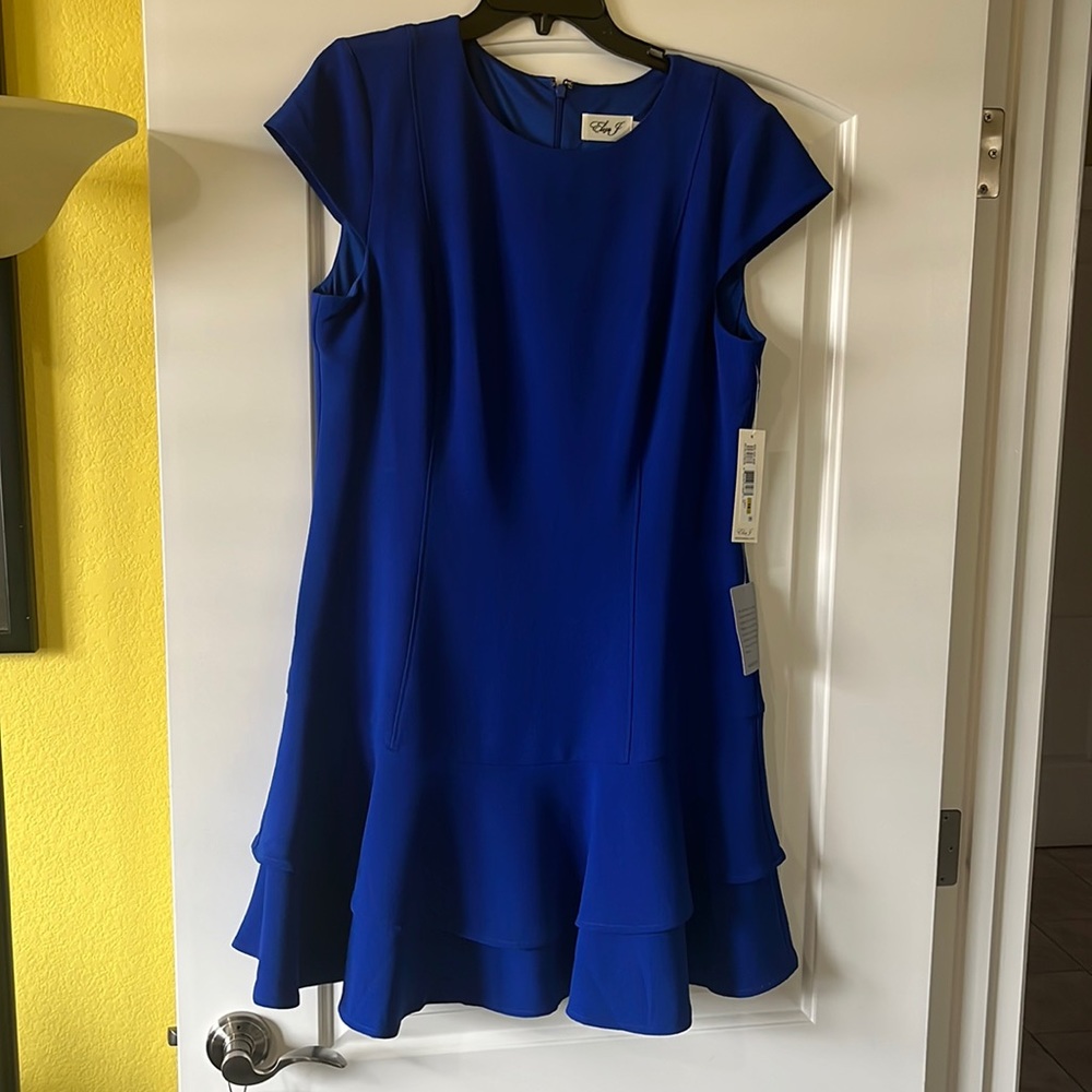 Brand new Eliza J dress in blue. Perfect for work